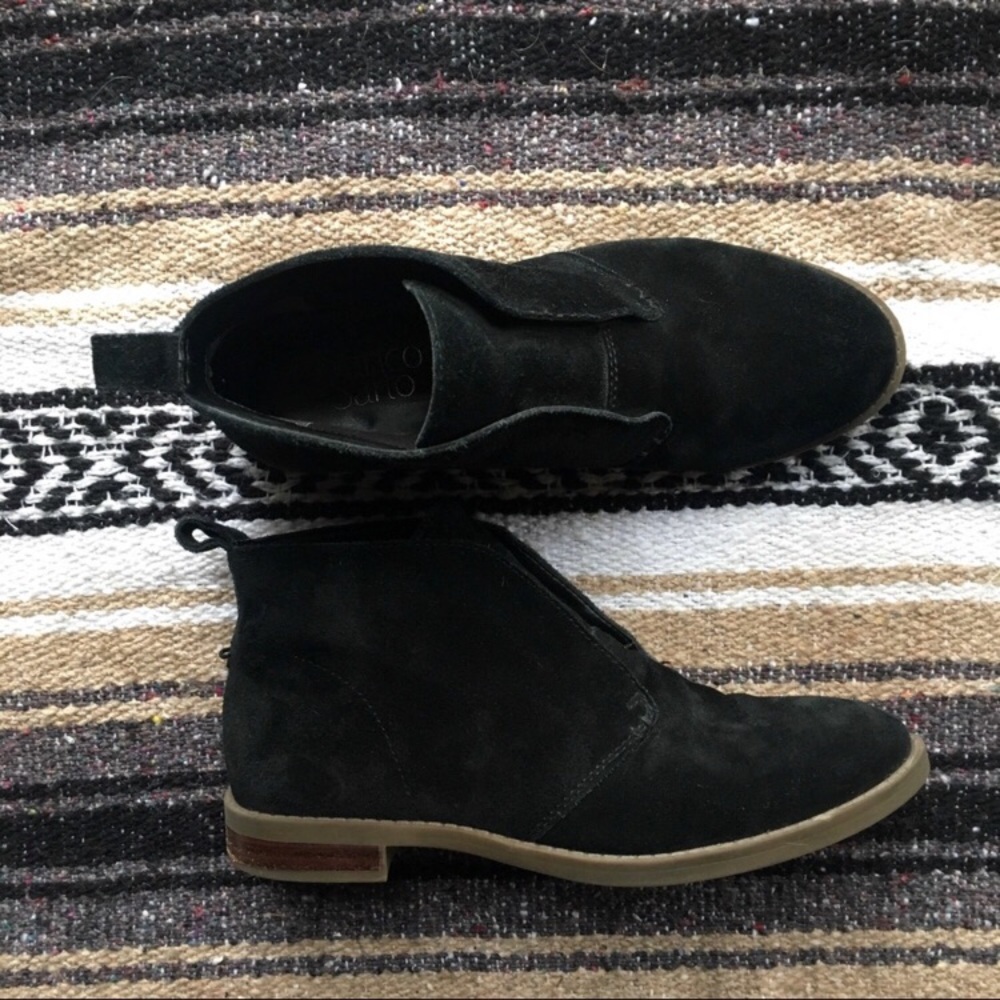 Franco Sarto Ilena Chukka Ankle boots!